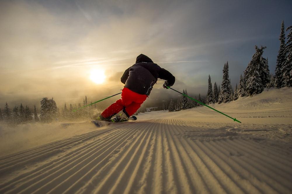 Sundance Resort Big White Ski Resort Exterior photo