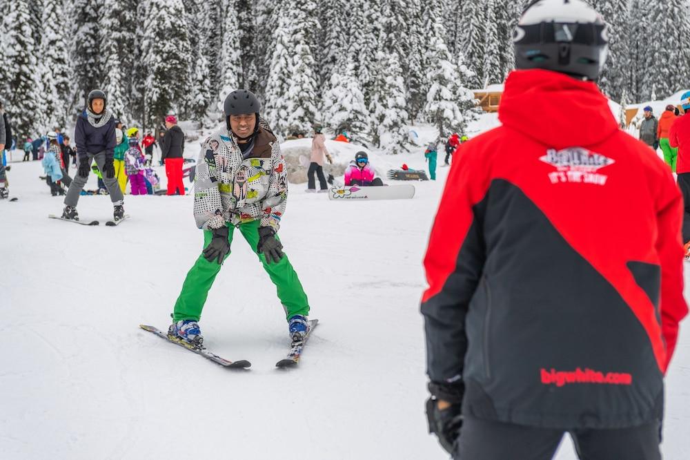 Sundance Resort Big White Ski Resort Exterior photo